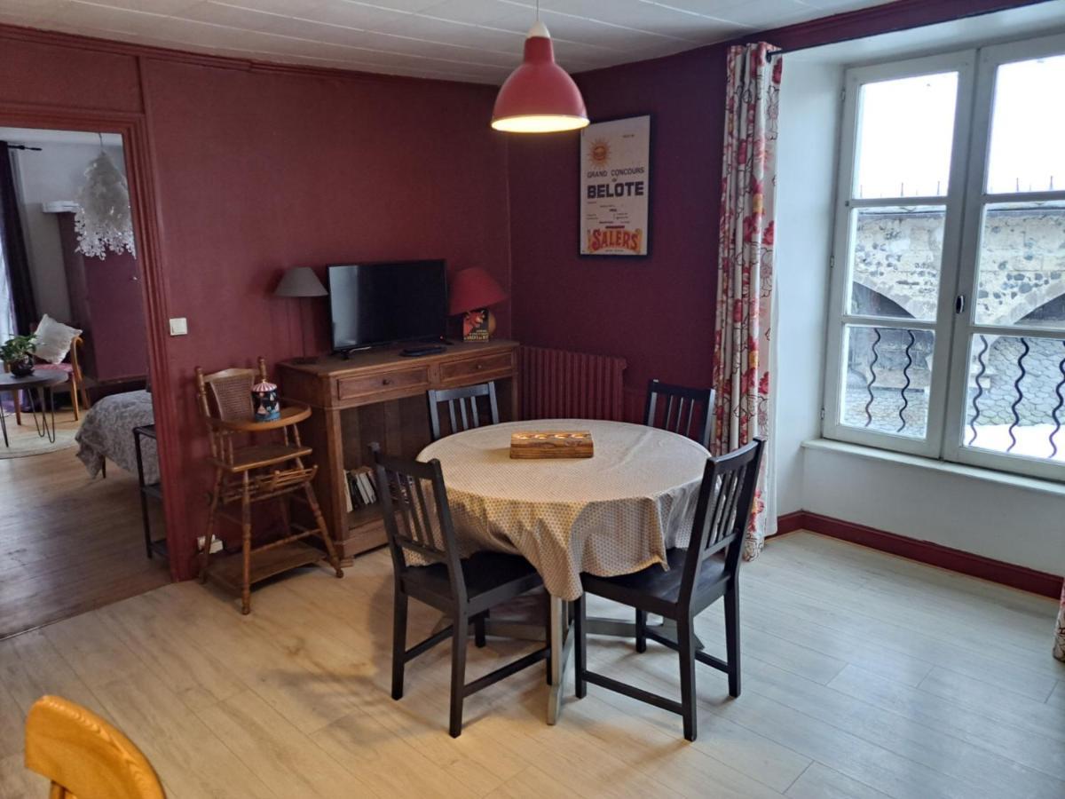 Charmant Appartement Au Coeur Des Volcans D Auvergne Murat  Kültér fotó